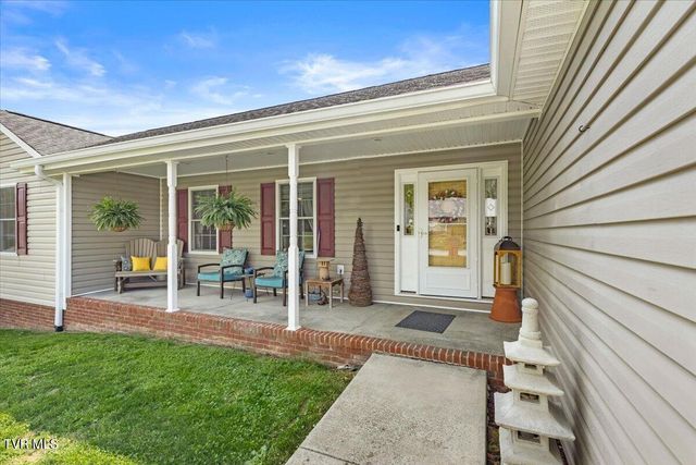 151 Sunnyfield Drive, Blountville, TN 37617