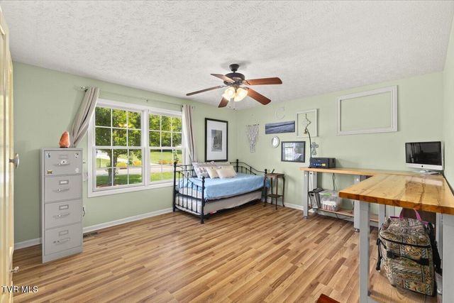 151 Sunnyfield Drive, Blountville, TN 37617