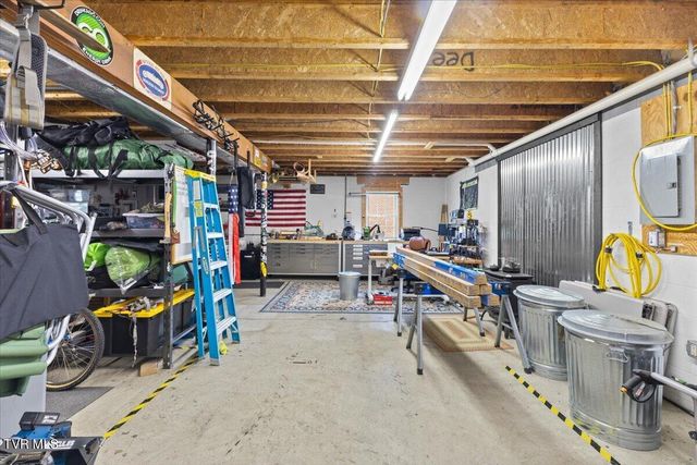 151 Sunnyfield Drive, Blountville, TN 37617