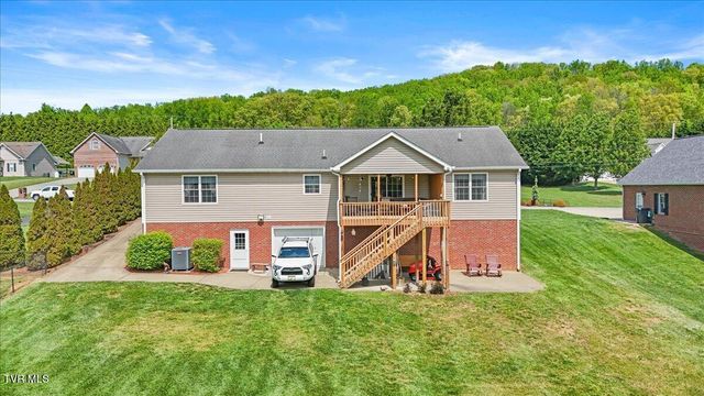 151 Sunnyfield Drive, Blountville, TN 37617