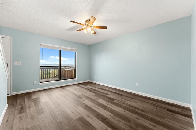 21459 Coyote TRL A2, Lago Vista, TX 78645