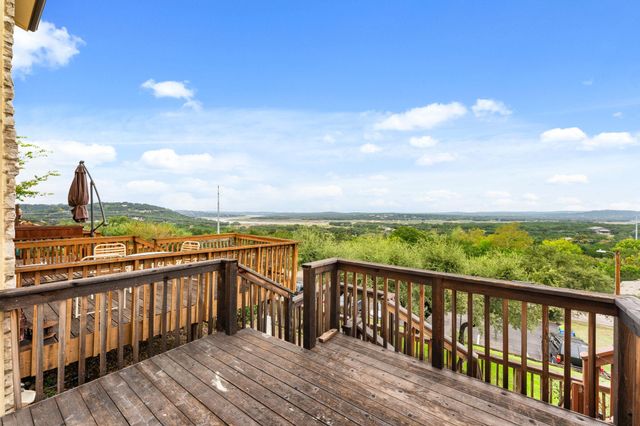 21459 Coyote TRL A2, Lago Vista, TX 78645