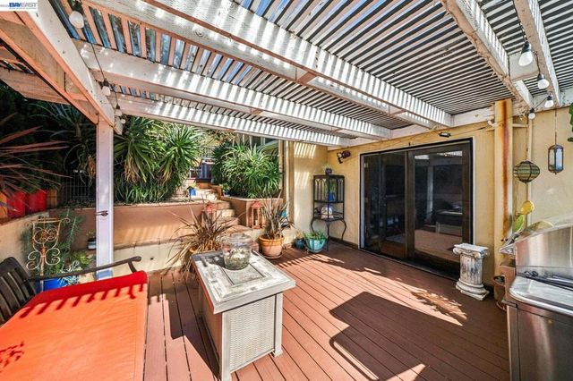 825 Lafayette St, Martinez, CA 94553