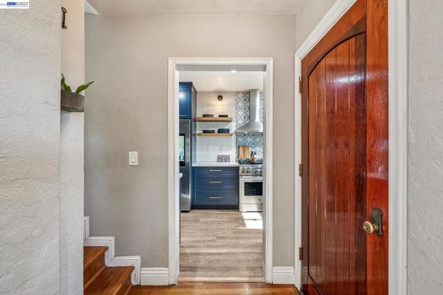 825 Lafayette St, Martinez, CA 94553