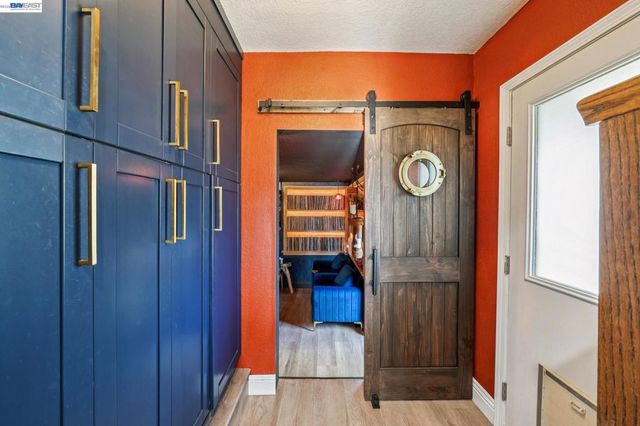 825 Lafayette St, Martinez, CA 94553