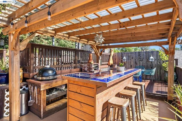 825 Lafayette St, Martinez, CA 94553