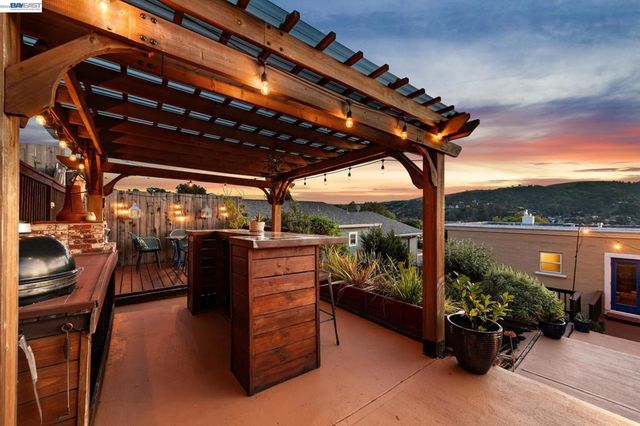 825 Lafayette St, Martinez, CA 94553