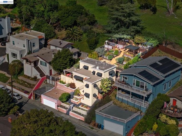 825 Lafayette St, Martinez, CA 94553