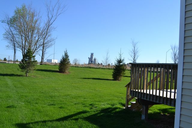 722 Prairie Meadow Drive 0, Blue Grass, IA 52726