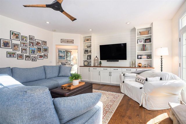 8021 N Yorkville Lane, Richland, MI 49083