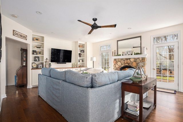 8021 N Yorkville Lane, Richland, MI 49083