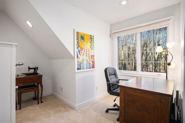 8021 N Yorkville Lane, Richland, MI 49083