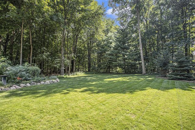 8021 N Yorkville Lane, Richland, MI 49083