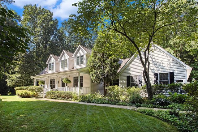 8021 N Yorkville Lane, Richland, MI 49083