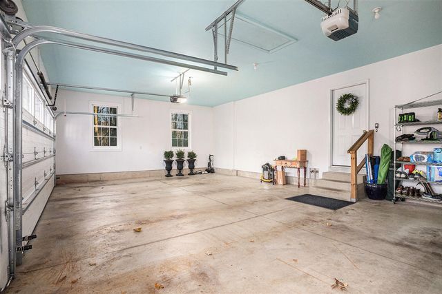 8021 N Yorkville Lane, Richland, MI 49083