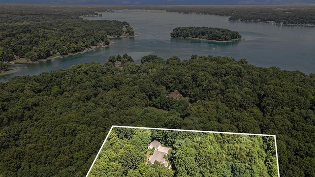 8021 N Yorkville Lane, Richland, MI 49083