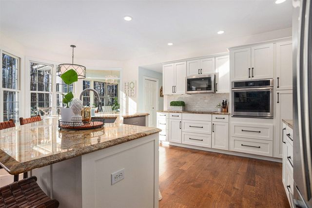 8021 N Yorkville Lane, Richland, MI 49083