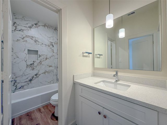 881 Rachel Street D, Houston, TX 77091