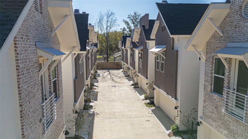 881 Rachel Street D, Houston, TX 77091