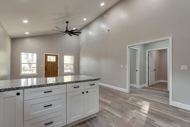 2203 Rawlings Street, Chattanooga, TN 37406