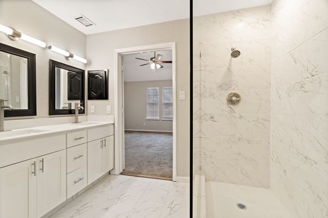8105 Trail Lake Drive, Rowlett, TX 75088