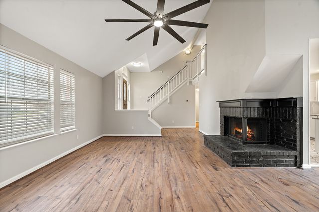 8105 Trail Lake Drive, Rowlett, TX 75088