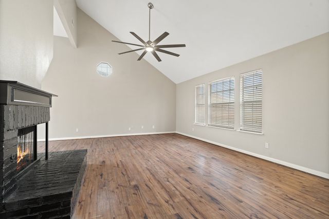 8105 Trail Lake Drive, Rowlett, TX 75088