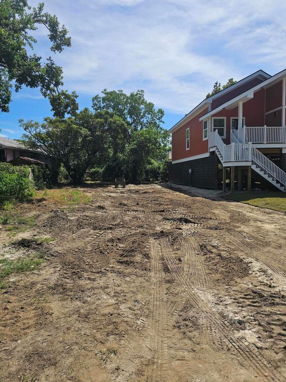 1907 Token Street, North Charleston, SC 29405