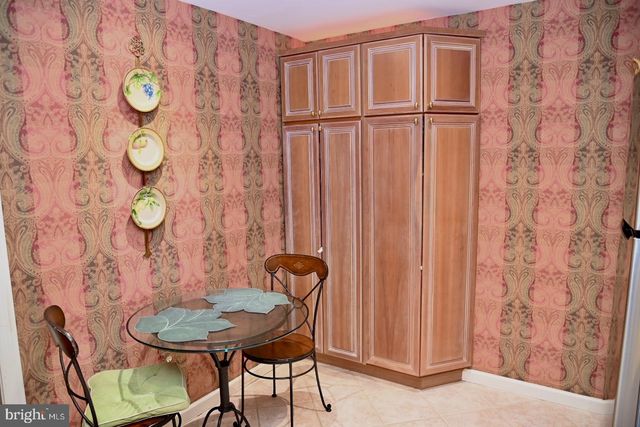 8200 CENTENNIAL STA, Warminster, PA 18974