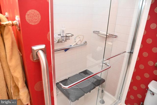 8200 CENTENNIAL STA, Warminster, PA 18974