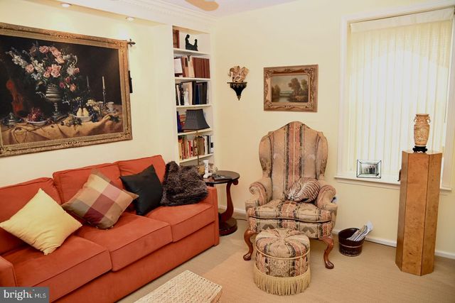 8200 CENTENNIAL STA, Warminster, PA 18974