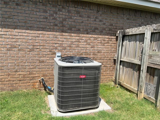 1321 S St. Andrews Circle, Fayetteville, AR 72701