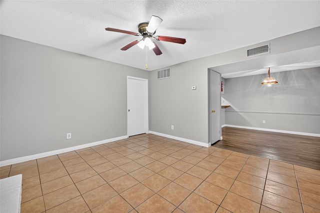 2110 Wilcrest Drive 138, Houston, TX 77042