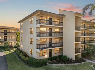 435 30TH AVENUE W D314, Bradenton, FL 34205