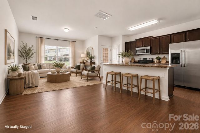 9369 Hamel Street, Charlotte, NC 28215