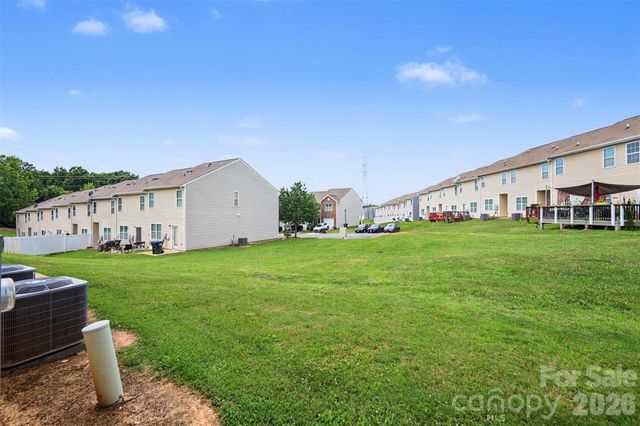 9369 Hamel Street, Charlotte, NC 28215