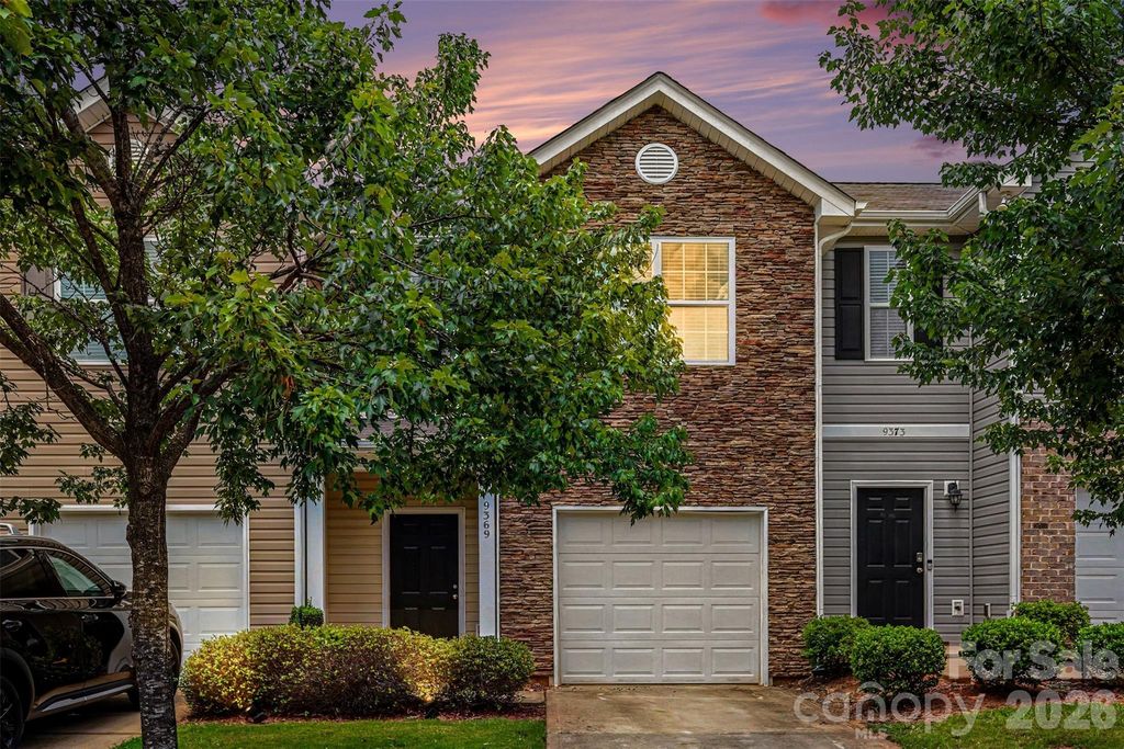 9369 Hamel Street, Charlotte, NC 28215