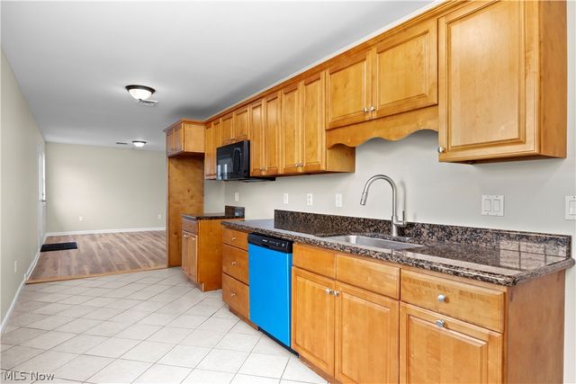 12452 Island Road, Grafton, OH 44044