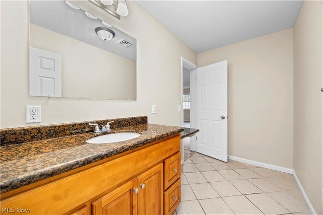 12452 Island Road, Grafton, OH 44044