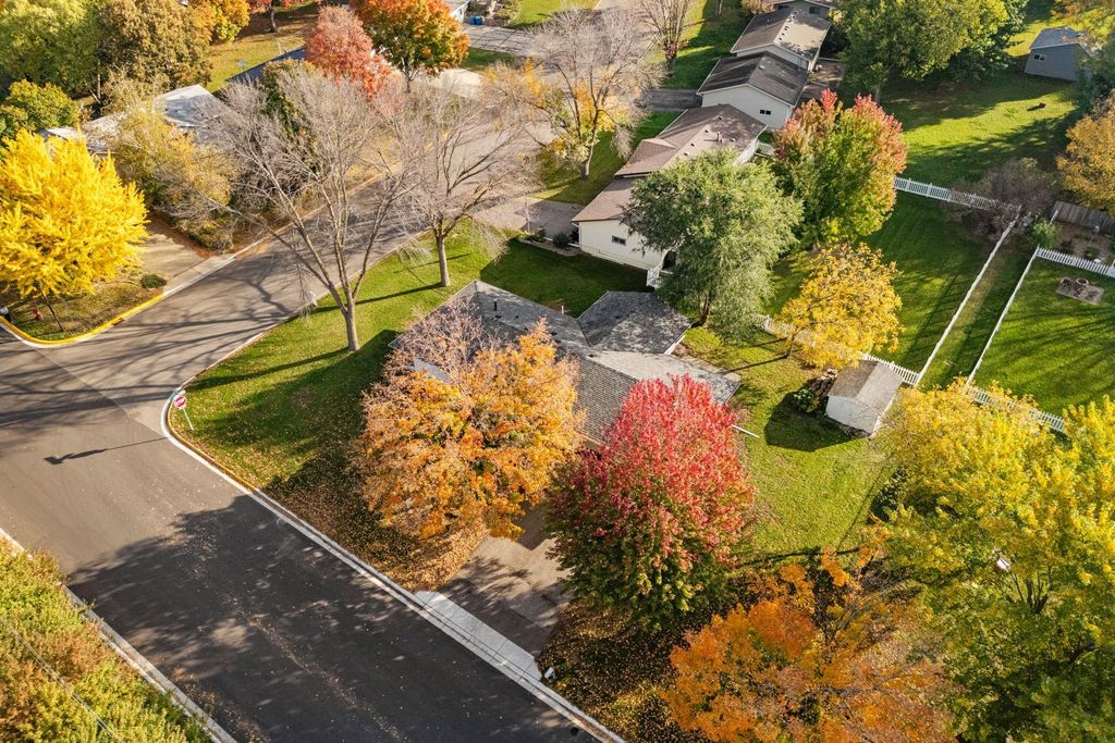 502 4th Avenue SW, Norwood Young America, MN 55397 — exterior