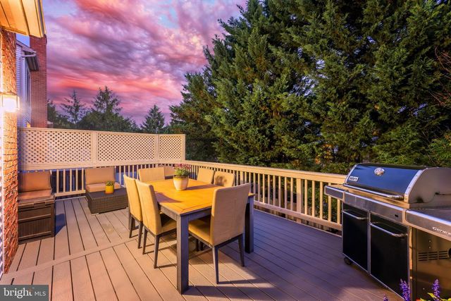 8505 WESTOWN WAY, Vienna, VA 22182