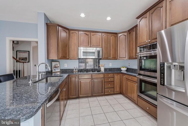 8505 WESTOWN WAY, Vienna, VA 22182