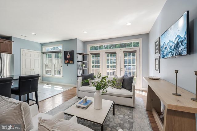 8505 WESTOWN WAY, Vienna, VA 22182