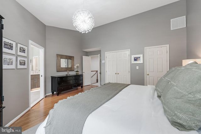 8505 WESTOWN WAY, Vienna, VA 22182