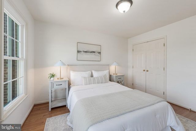 8505 WESTOWN WAY, Vienna, VA 22182