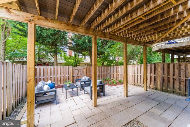 8505 WESTOWN WAY, Vienna, VA 22182