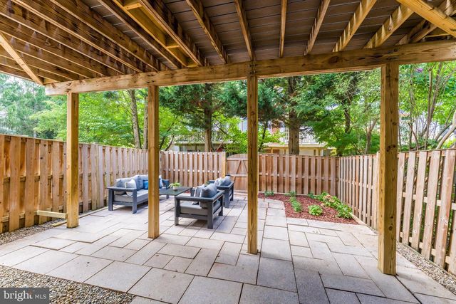 8505 WESTOWN WAY, Vienna, VA 22182