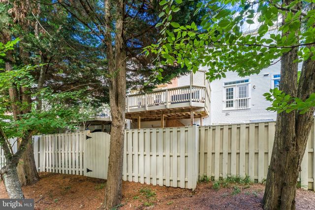 8505 WESTOWN WAY, Vienna, VA 22182