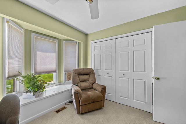 10690 OXBOW HEIGHTS Drive, White Lake Twp, MI 48386