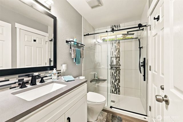 6710 152nd St Court NW, Gig Harbor, WA 98332
